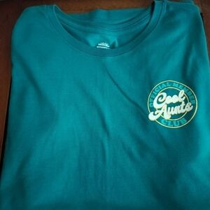 Brand new with tags Cool Aunts Club T-shirt. Two sizes available XL (2) XXL (2)